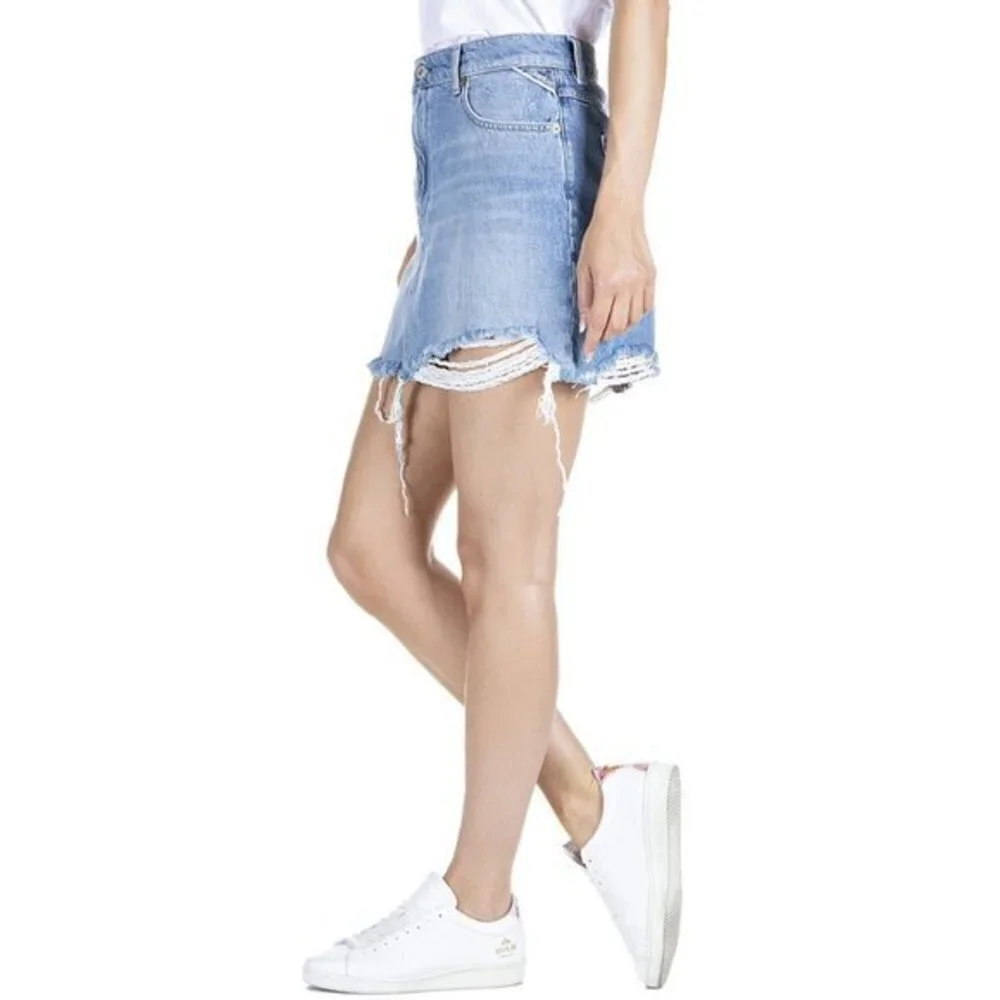 NWT Replay Distressed Denim Blue 5 Pocket Mini Skirt Waist Size 26